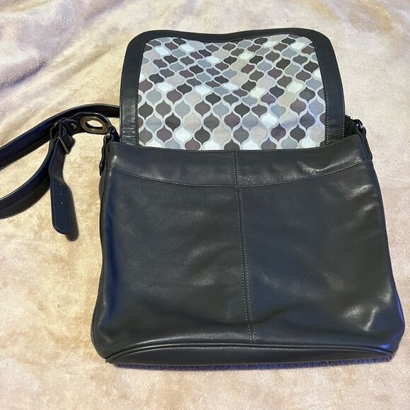Hobo International Gray Leather Fold Over with dust bag - Picture 3 of 16